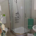 Lemon And Orange Appartement